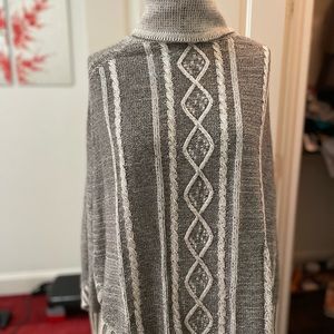 Yoon poncho size XS